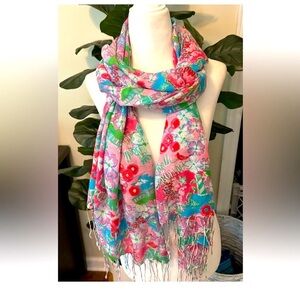 Lilly Pulitzer Murfee North Carolina RARE scarf with fringe. - cashmere and silk